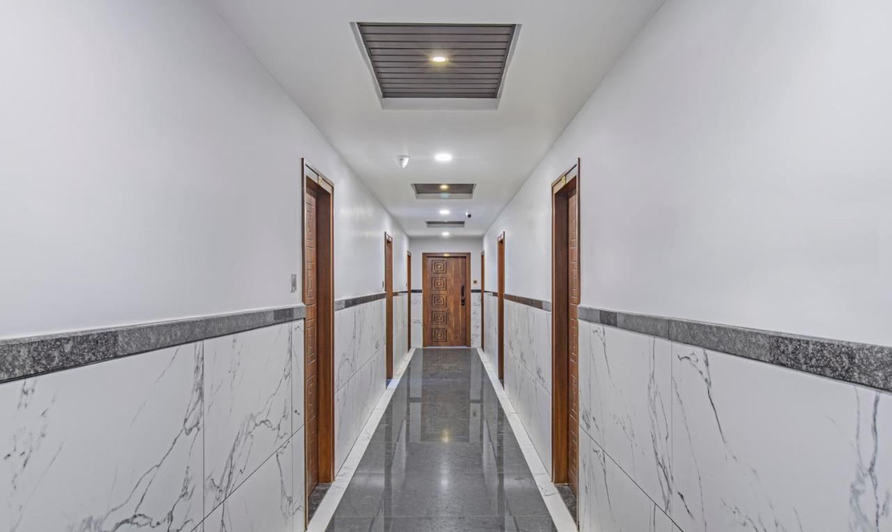 Treebo Abhi Suites, 400 Mts From Guntur Junction Guntūr Exterior foto