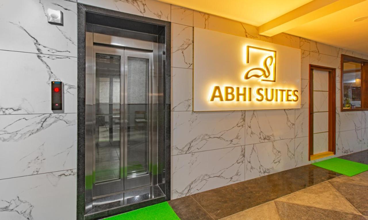 Treebo Abhi Suites, 400 Mts From Guntur Junction Guntūr Exterior foto